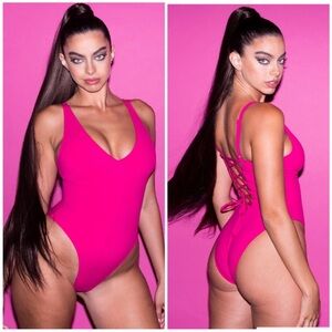 TA3 Plungey One Piece Swimsuit in Pink Size M Regular/Long